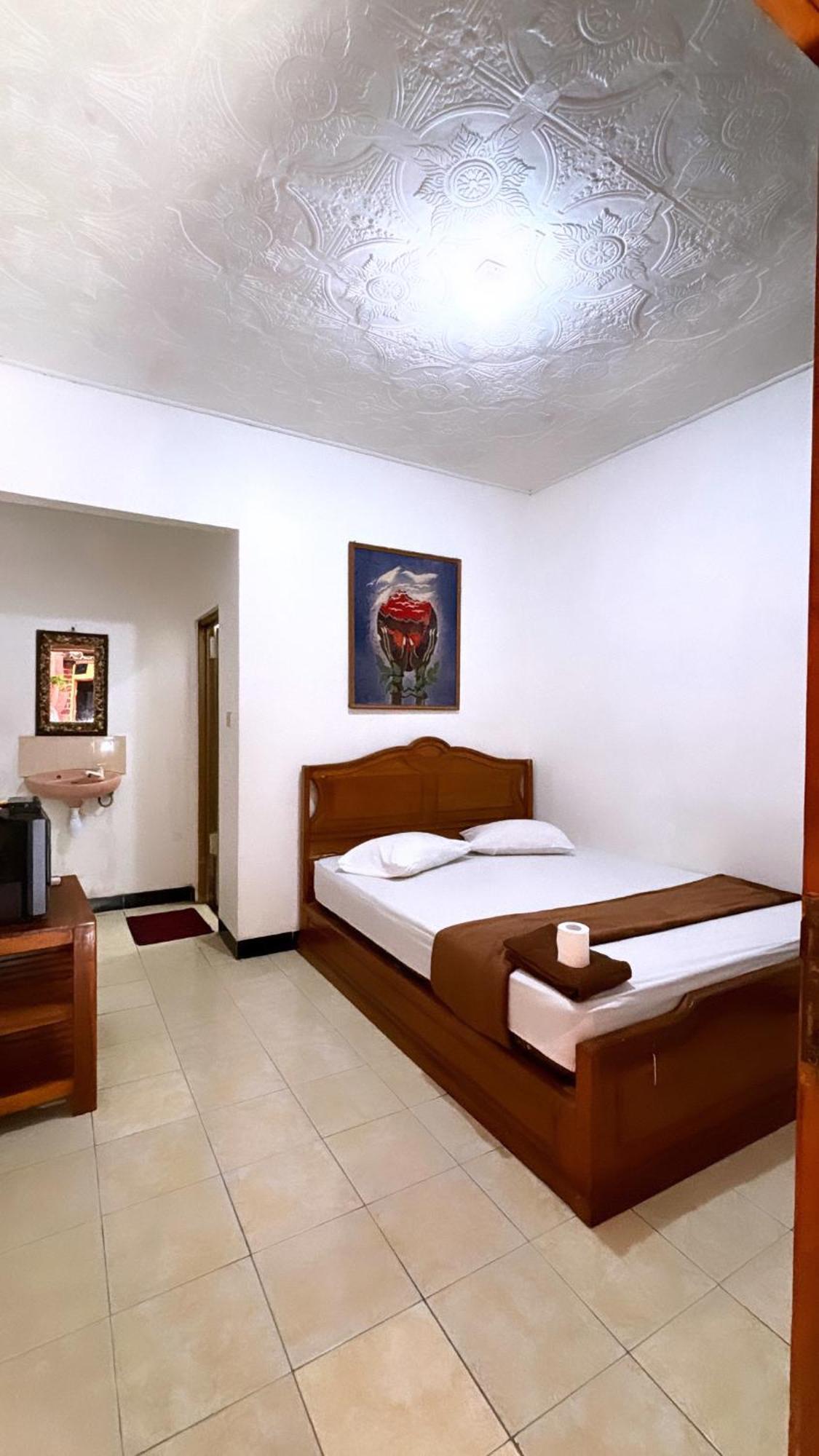 Rinjani Homestay Pangandaran Exterior photo