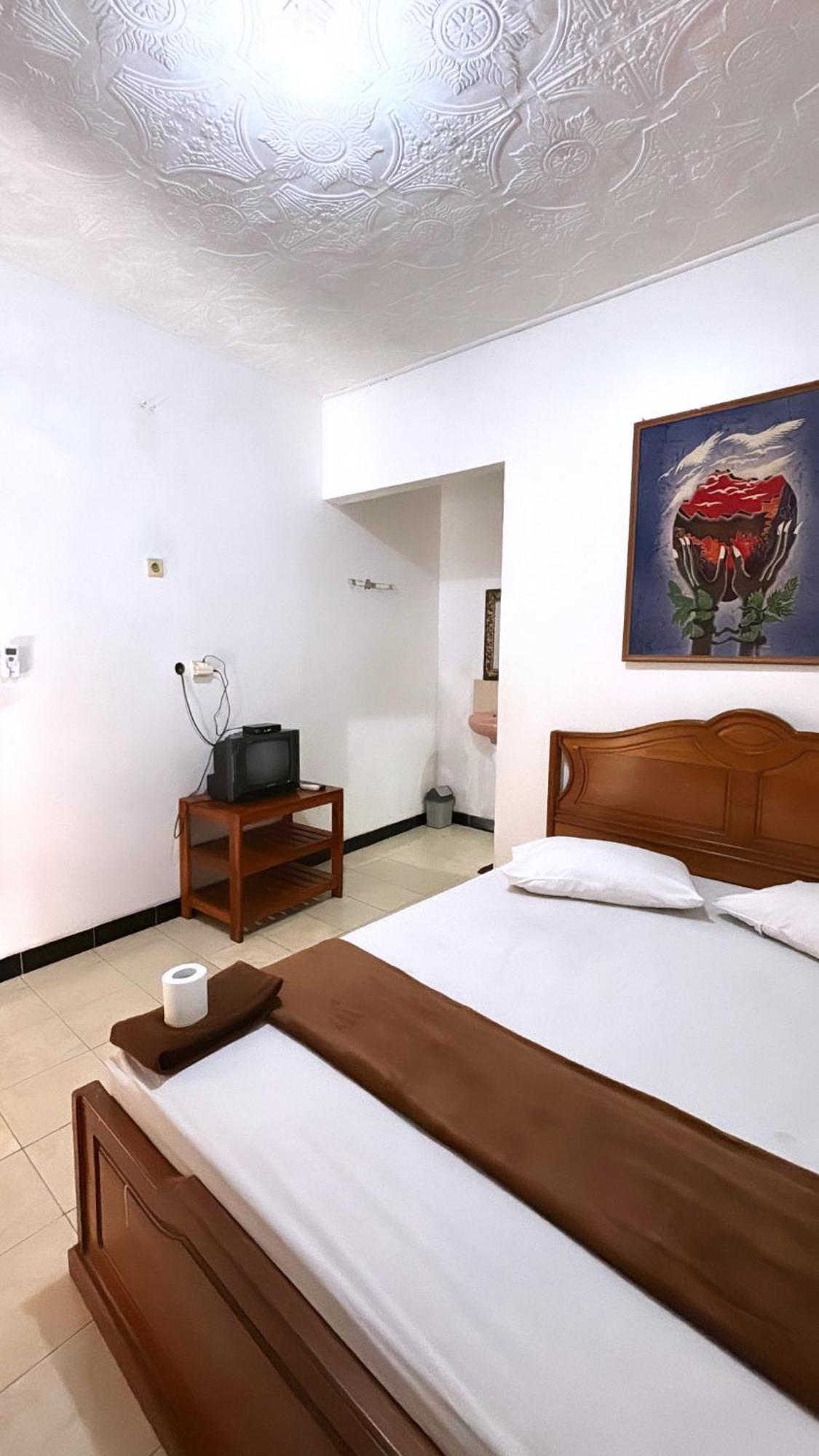 Rinjani Homestay Pangandaran Exterior photo